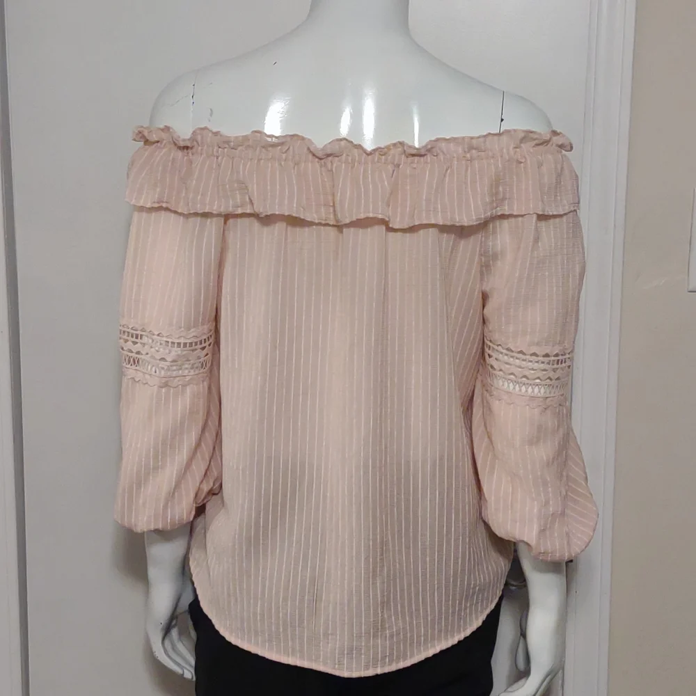 Mine soft pink peasant top